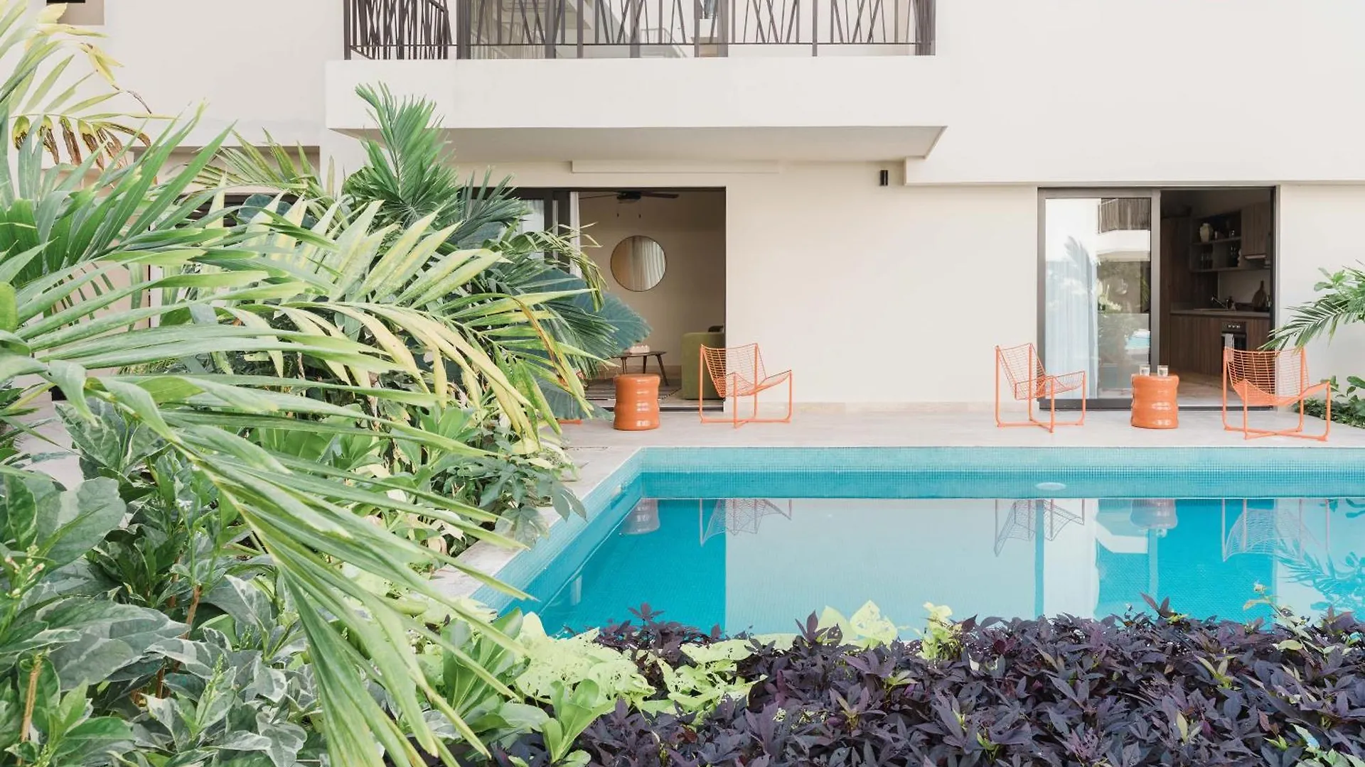 70'S Experience In Tulum With Pool View Apartment